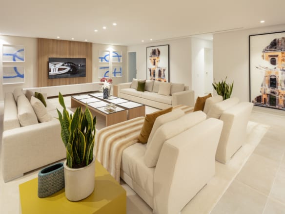 Nueva Andalucia – Modern villa – Mountain & Golf Views