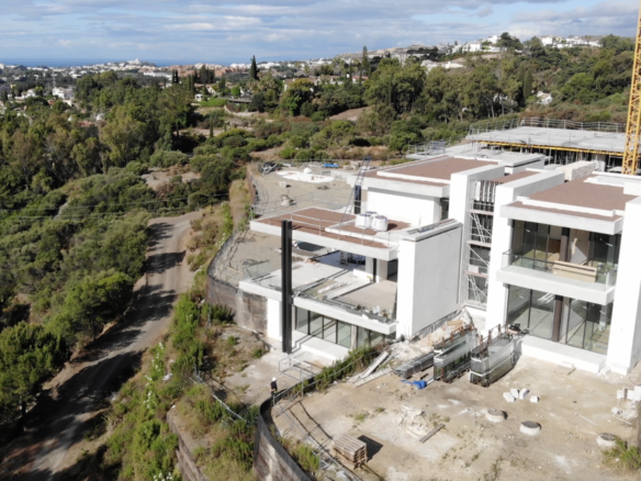 SOLD  – Benahavis-Modern designer Villa