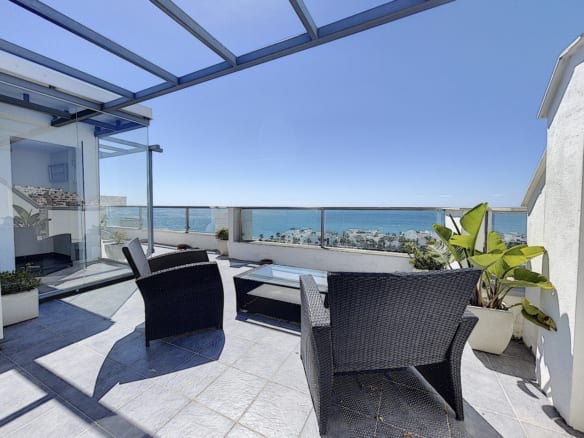 Casares – Duplex Penthouse with Sea views