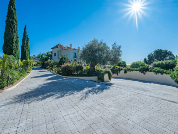 RESERVED – Marbella Club Golf Resort – 5bed Mansion – Sea Views 🌊