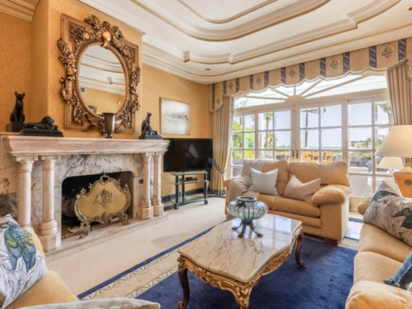 For Rent – Puerto Banus – Beach front Mansion