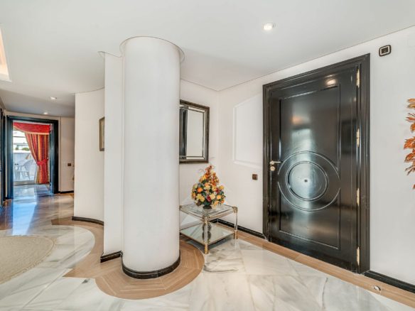 Marbella – MARE NOSTRUM best Beachfront Penthouse