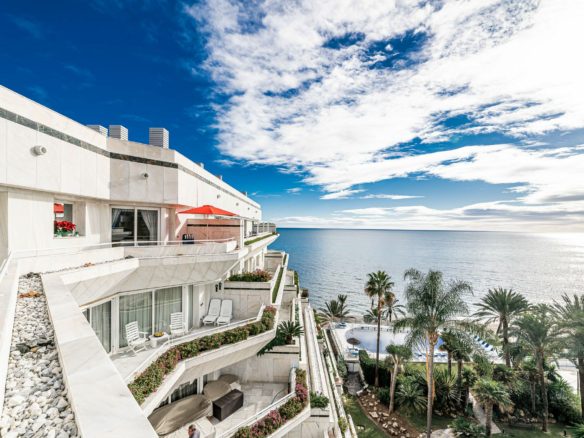 Marbella – MARE NOSTRUM best Beachfront Penthouse