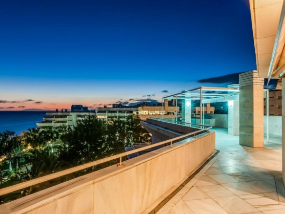 Marbella – MARE NOSTRUM best Beachfront Penthouse