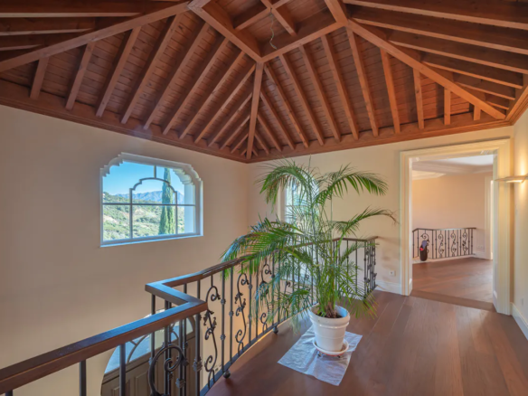 RESERVED – Marbella Club Golf Resort – 5bed Mansion – Sea Views 🌊