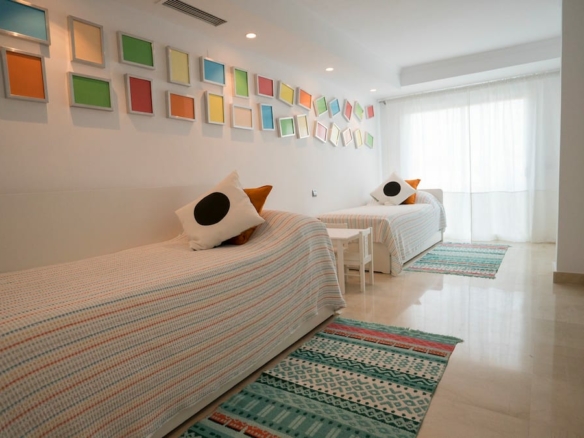 Marbella East-Villa for rent-Panoramic  Views