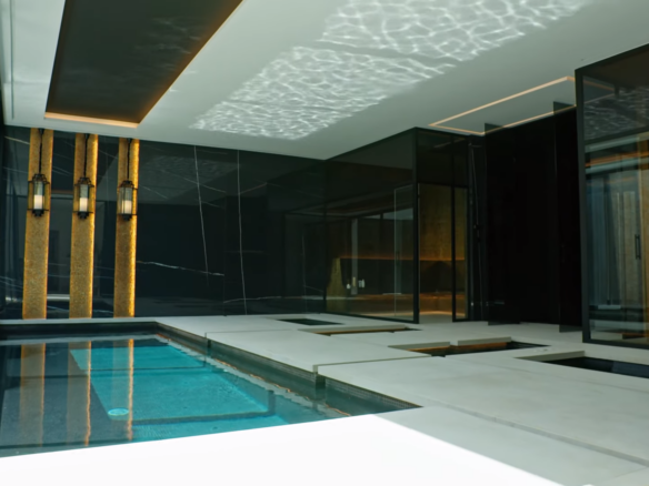 Nueva Andalucia- Impressive 1st Line Golf Villa