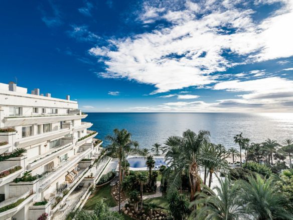 Marbella – MARE NOSTRUM best Beachfront Penthouse