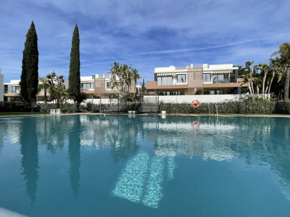 Golden Mile – Semi-detached luxury Homes – Sea views