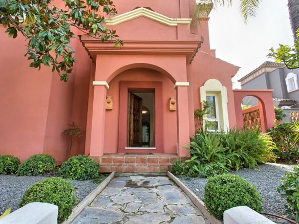 Puerto Banus – Villa Alzambra – 6bed  – For Rent