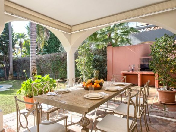 Puerto Banus – Villa Alzambra – 6bed  – For Rent