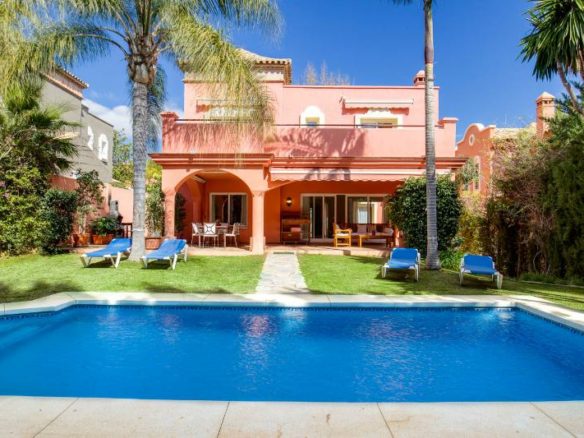 Puerto Banus – Villa Alzambra – 6bed  – For Rent
