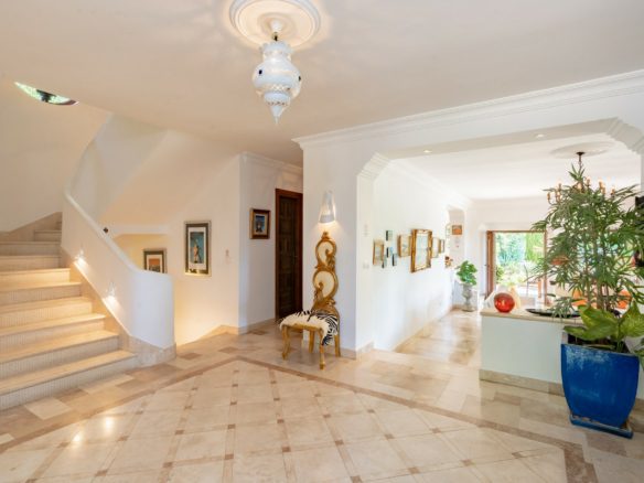 Gaucin  Hilltop villa – Panoramic Sea & Mountain Views