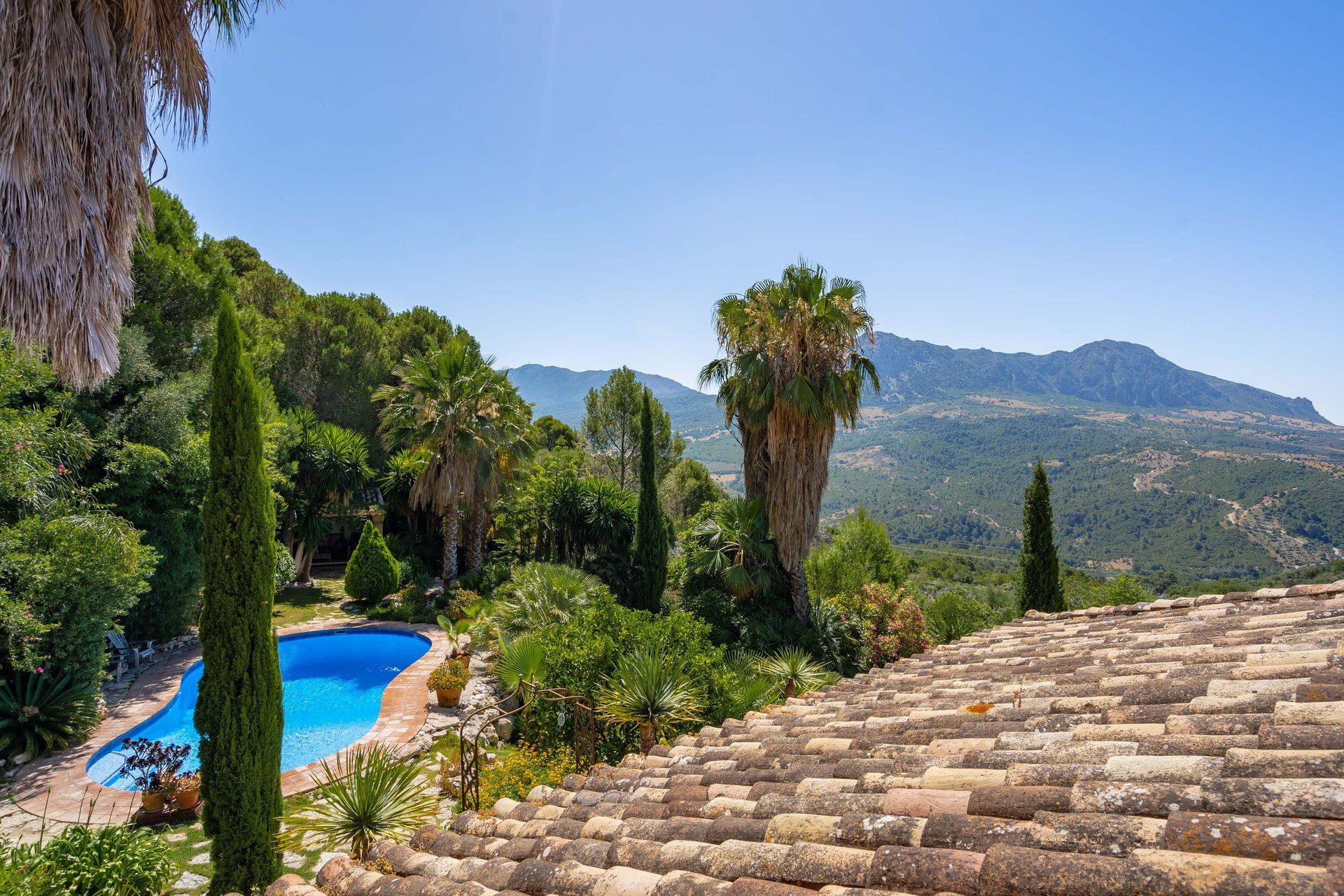 Gaucin  Hilltop villa – Panoramic Sea & Mountain Views
