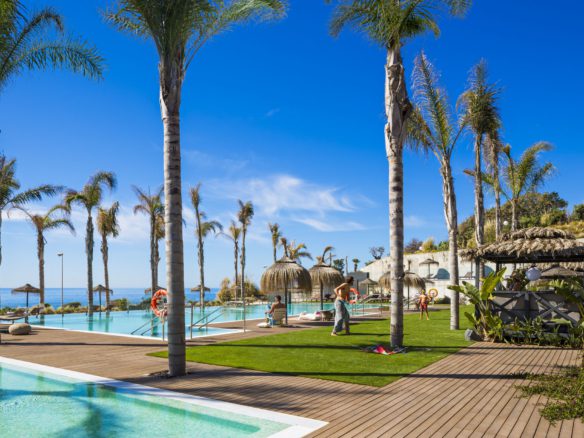 Mijas – Beachfront Apartments & Penthouses