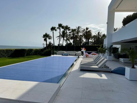 Beachfront Mansion – 10 min  Puerto Banus – RENT