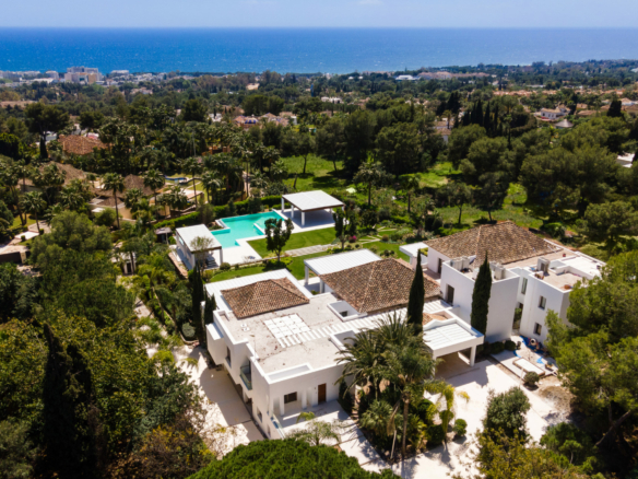 SOLD – Marbella – Hillside Mansion – Sea views – Gated – Private 🏰