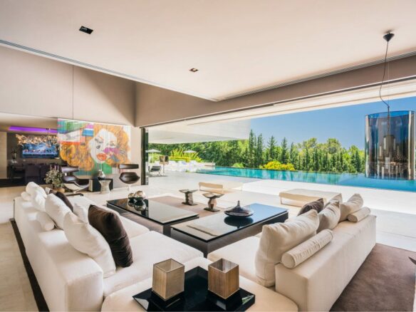 For Rent – Marbella – Modern villa – Tennis Court & Sea Views