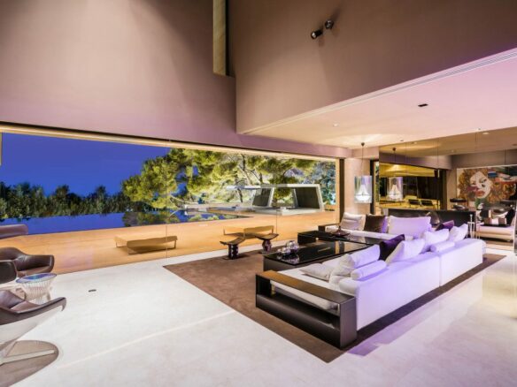 For Rent – Marbella – Modern villa – Tennis Court & Sea Views