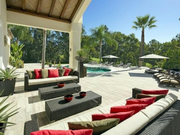 Nueva Andalucia –  6bed Mansion – 1st line Golf