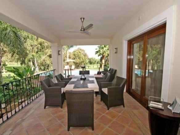 Nueva Andalucia –  6bed Mansion – 1st line Golf