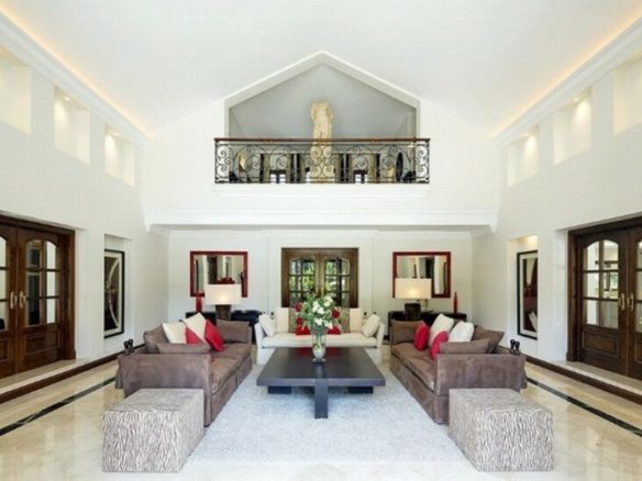 Nueva Andalucia –  6bed Mansion – 1st line Golf