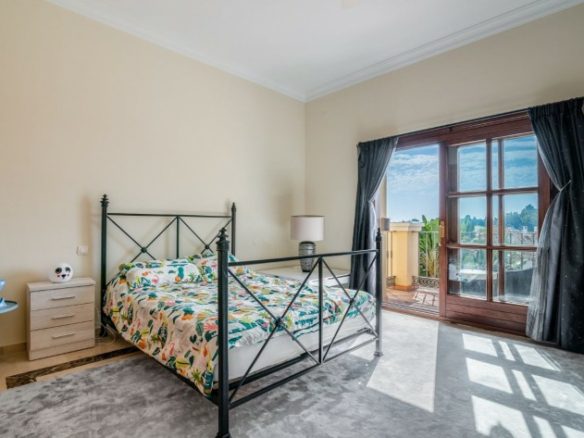 Paraiso Alto (Benahavis) 4bed Villa for sale