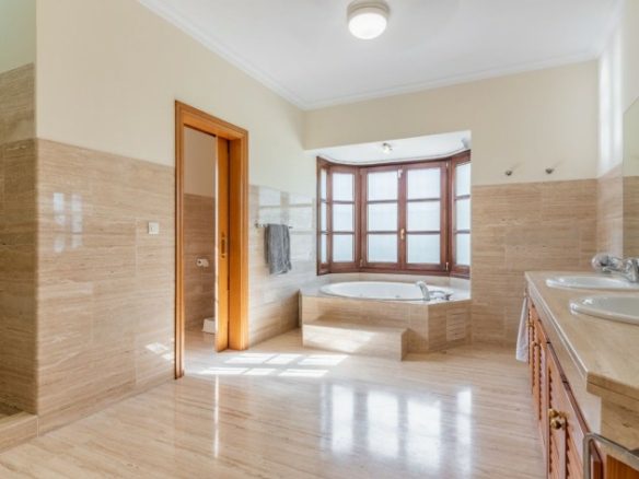 Paraiso Alto (Benahavis) 4bed Villa for sale