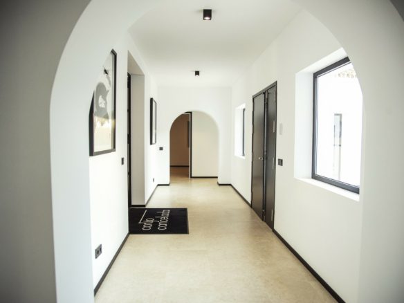 Estepona – Luxury Finca – Near Facilities