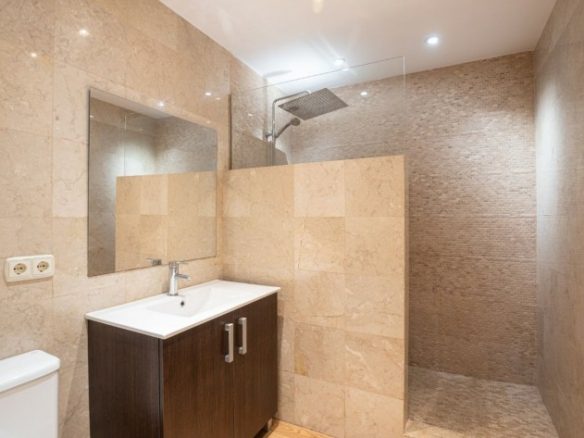 Nueva Andalucia  – 4B House – South facing