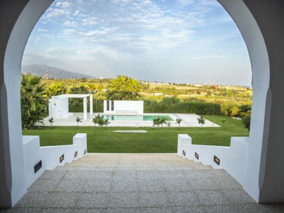 Estepona – Luxury Finca – Near Facilities