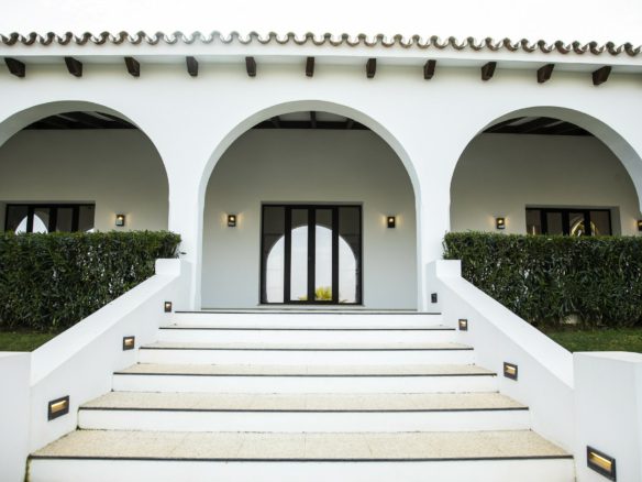Estepona – Luxury Finca – Near Facilities