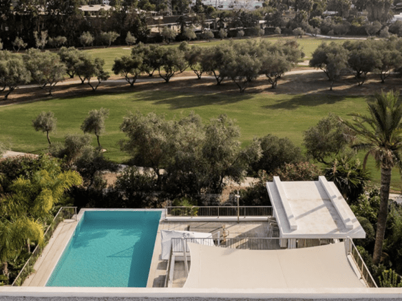 Nueva Andalucia – Prime location – Gated – Golf views