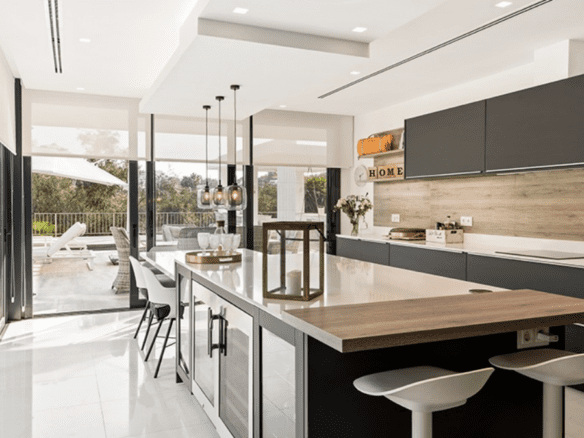 Nueva Andalucia – Prime location – Gated – Golf views