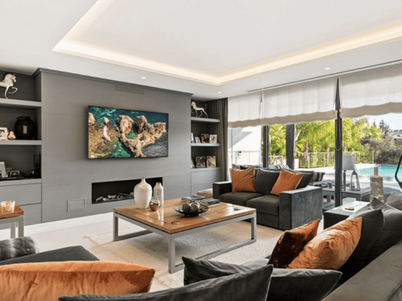 Nueva Andalucia – Prime location – Gated – Golf views