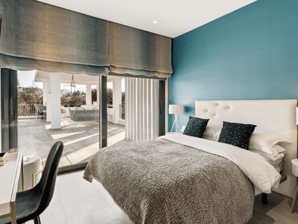 Nueva Andalucia – Prime location – Gated – Golf views