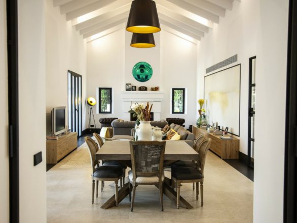 Estepona – Luxury Finca – Near Facilities