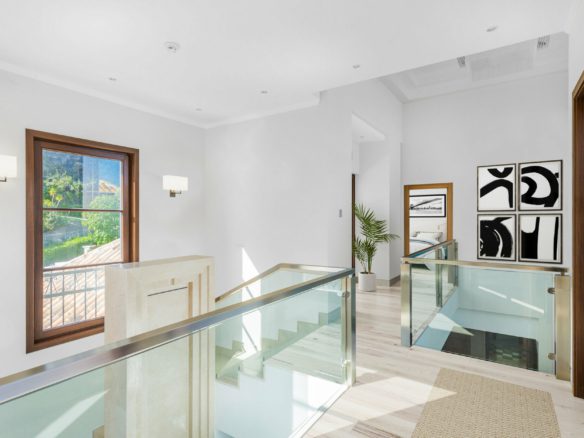 Benahavis – Villa 6bed – Gated – Sea views