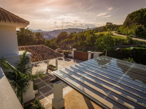 Benahavis – Villa 6bed – Gated – Sea views