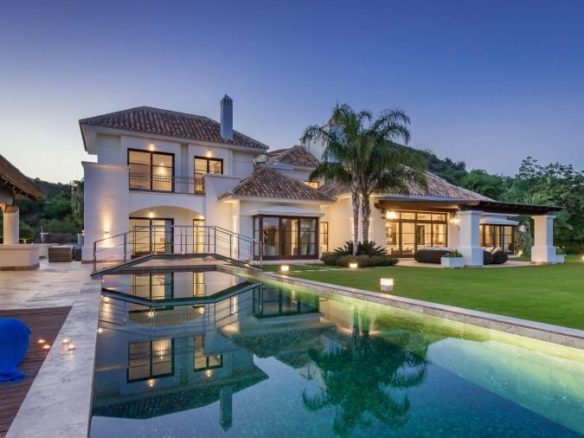 Benahavis – Villa 6bed – Gated – Sea views