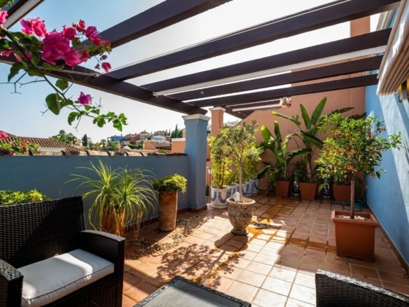 Nueva Andalucia  – 4B House – South facing