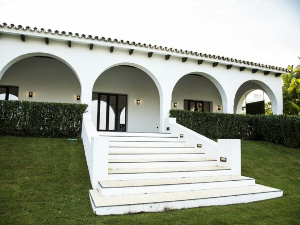 Estepona – Luxury Finca – Near Facilities