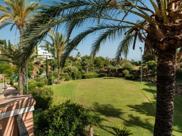Nueva Andalucia  – 4B House – South facing