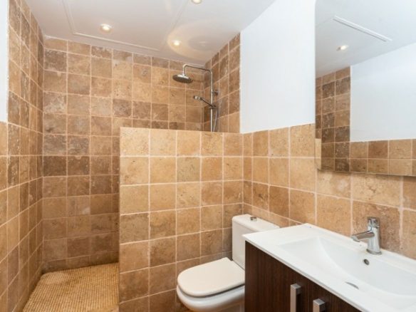 Nueva Andalucia  – 4B House – South facing