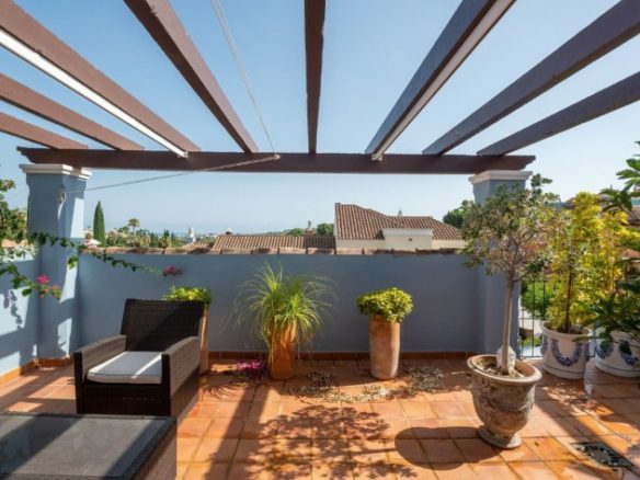 Nueva Andalucia  – 4B House – South facing