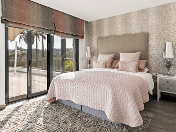 Nueva Andalucia – Prime location – Gated – Golf views