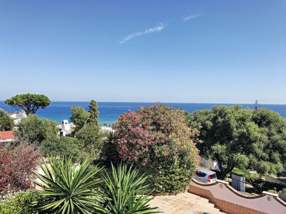 Casares – Andalucian Villa for sale  – Sea views