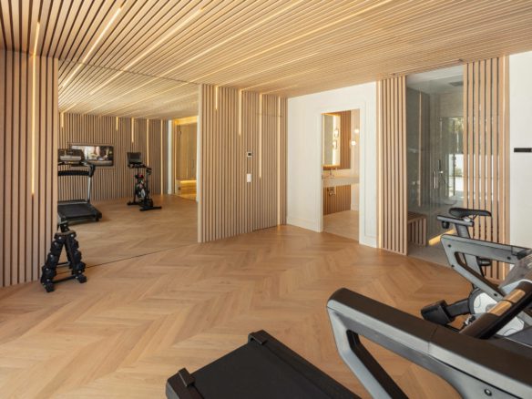 Nueva Andalucia  – Modern Turnkey villa