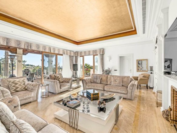 Reduced – Benahavis -16 Bedroom Hotel for sale