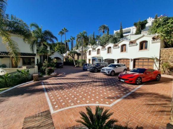 Reduced – Benahavis -16 Bedroom Hotel for sale